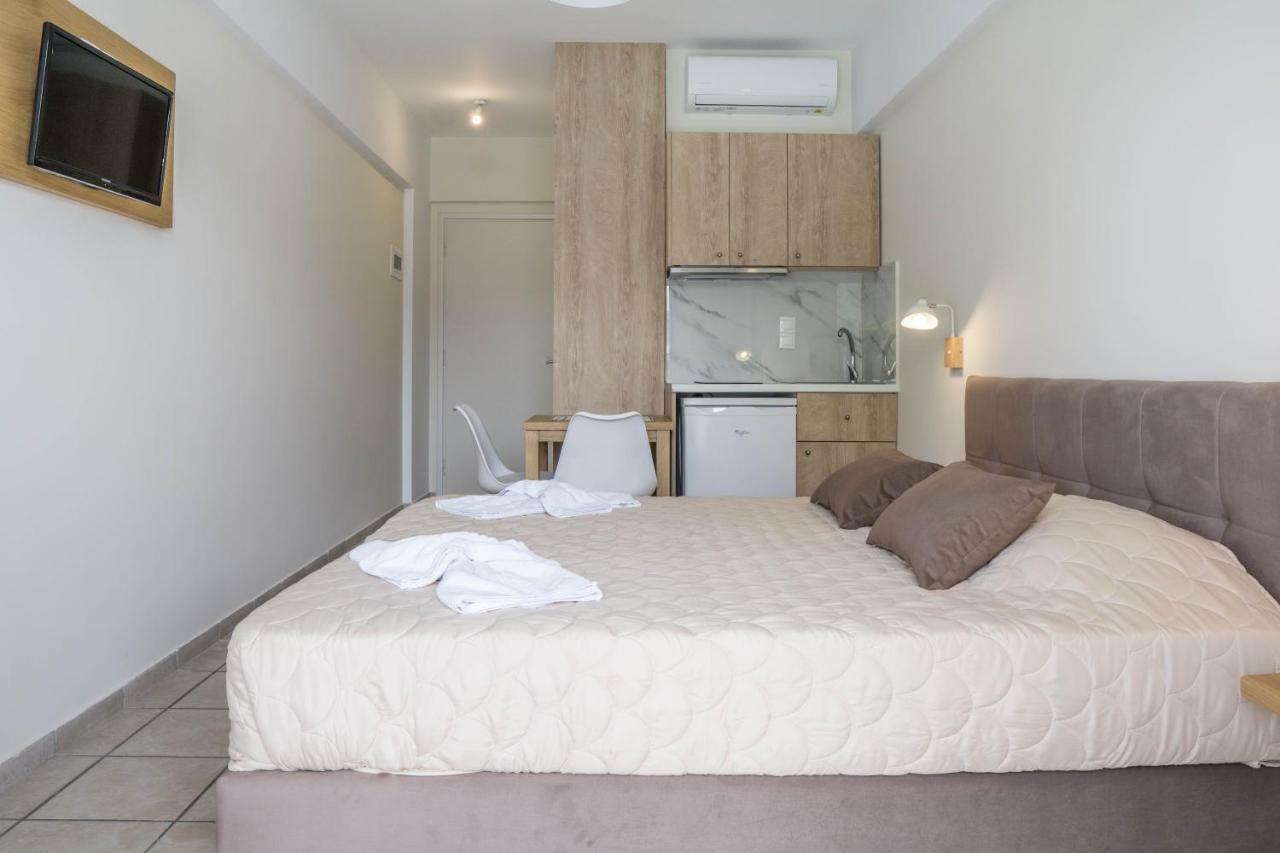 Pinelopi Hotel Платанес Экстерьер фото
