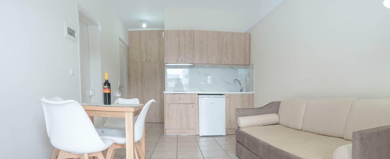 Pinelopi Hotel Платанес Экстерьер фото