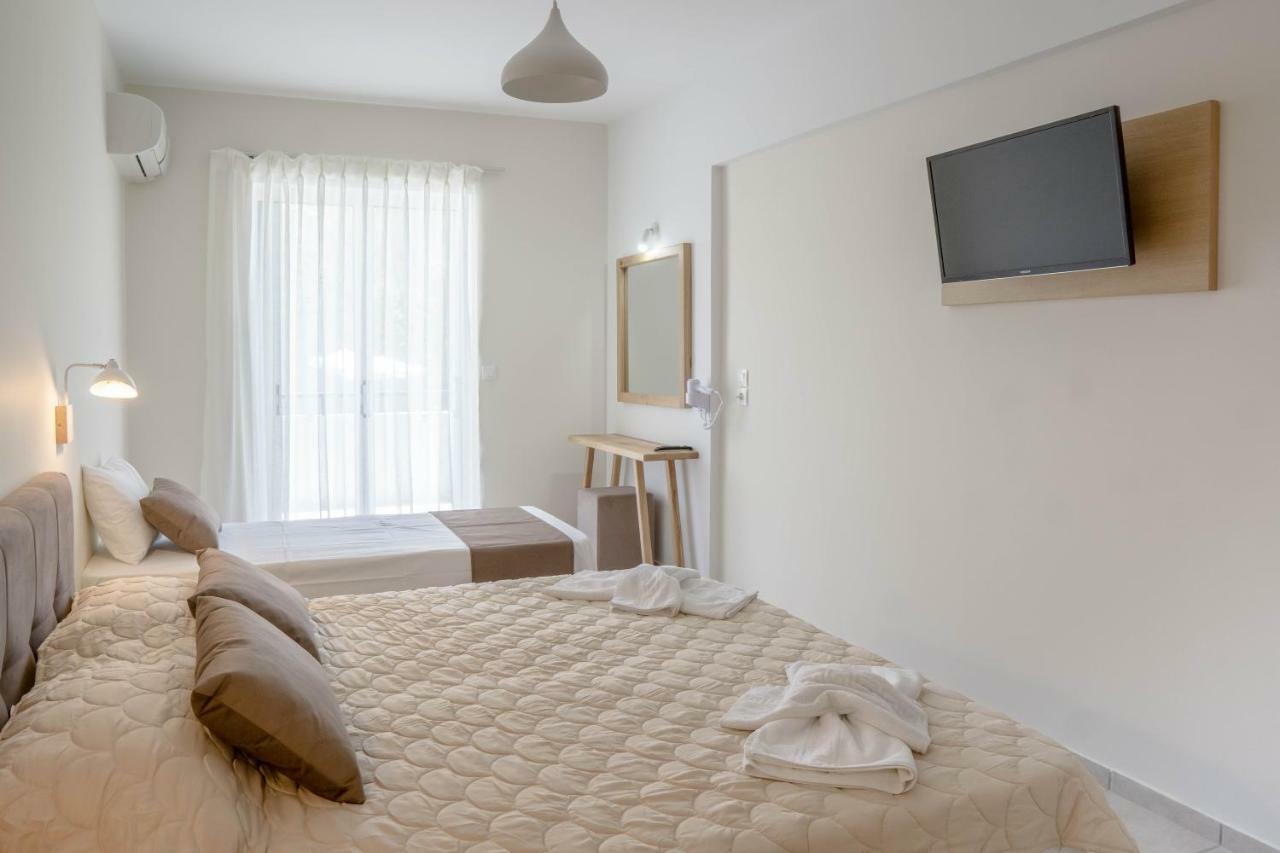 Pinelopi Hotel Платанес Экстерьер фото